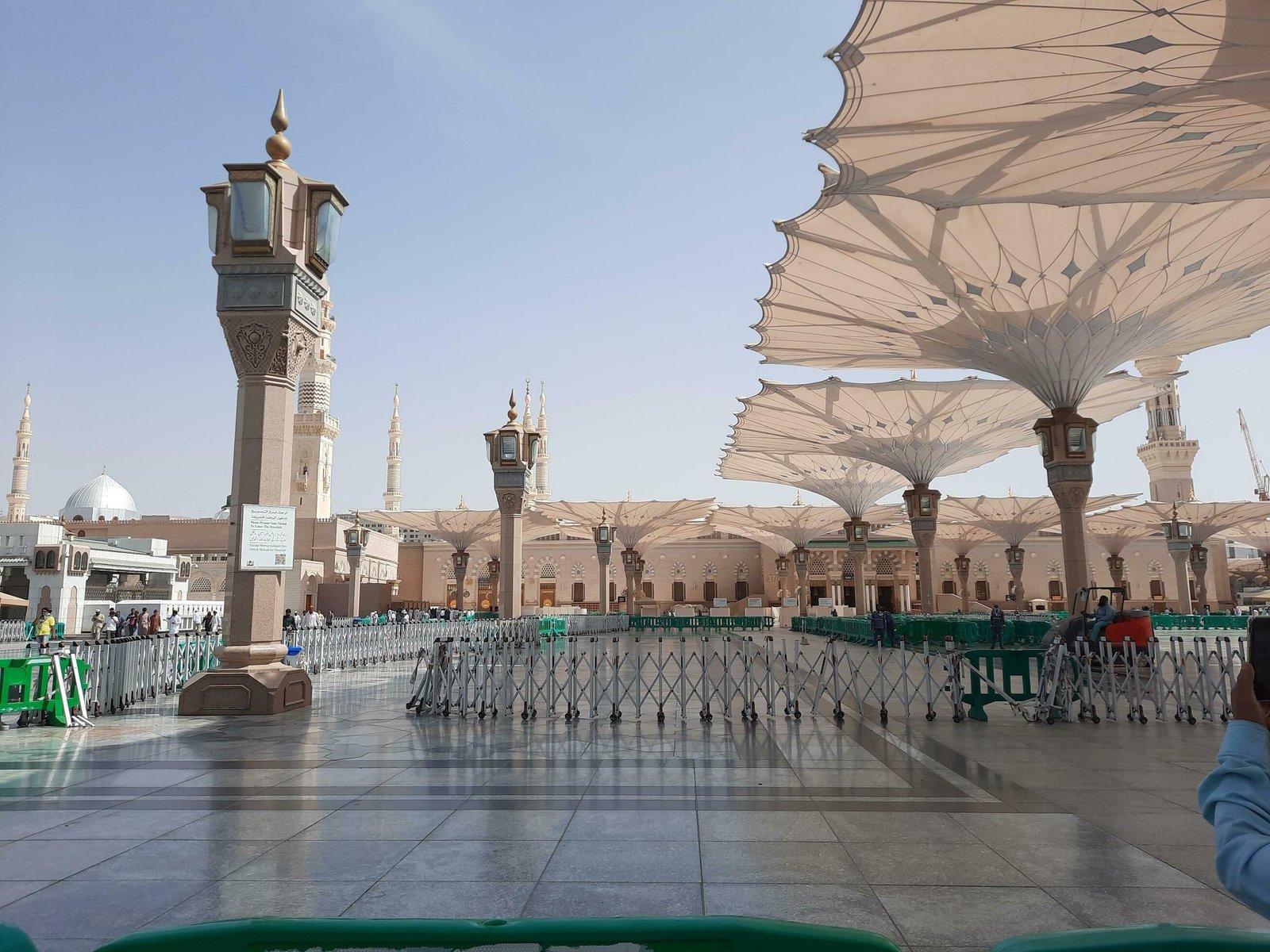 Pentingnya Pendampingan Mutawwif Berpengalaman dalam Umroh Murah Jakarta